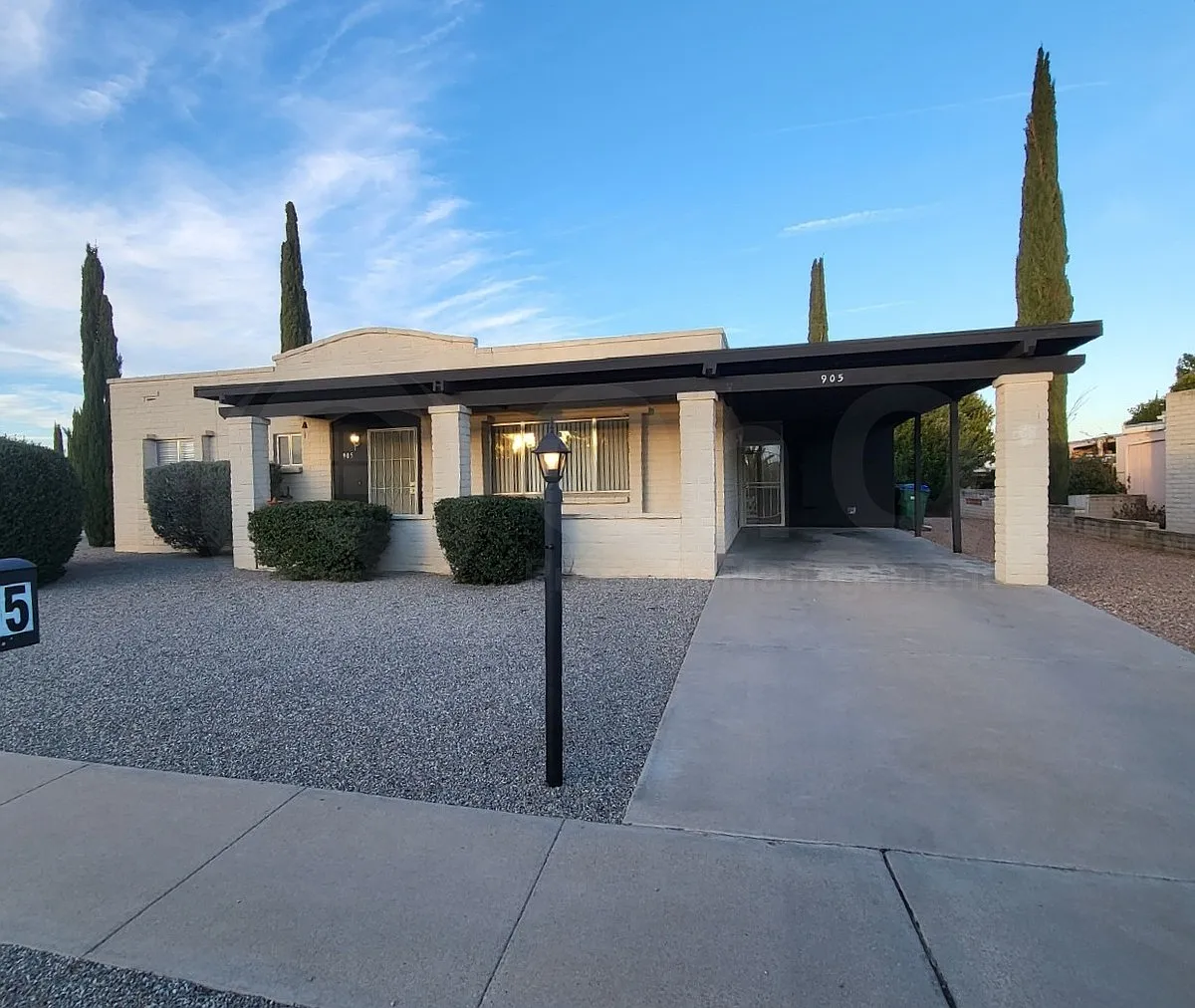 2 bed, 2.0 bath, 1103 sqft, $1,449 — Photo 1
