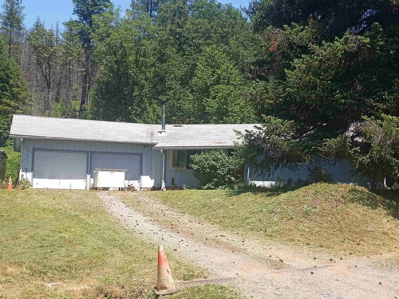 811 Indian Meadows Dr photo 1