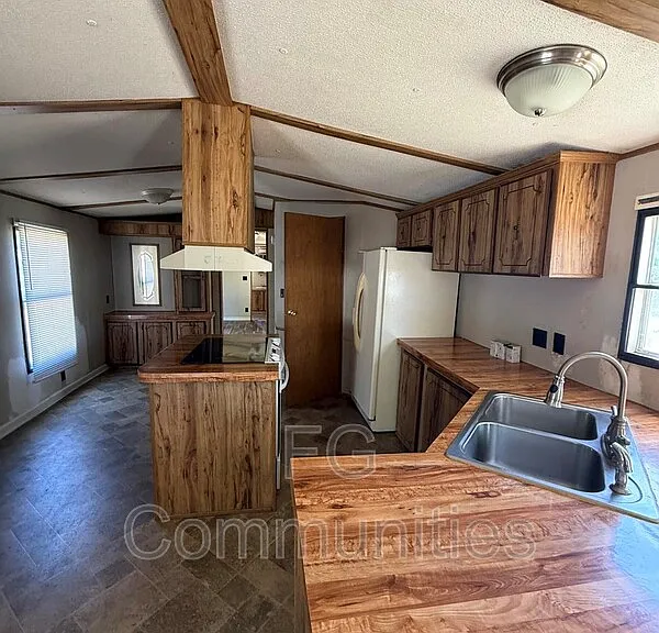 3608 Shady Acres Ln #13 — Photo 2