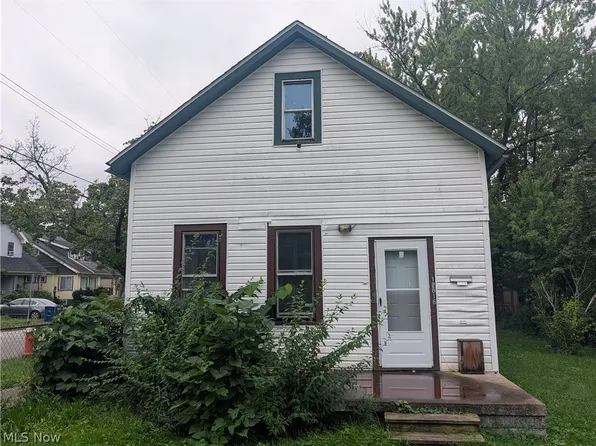12816 Rexford Ave, Cleveland, OH 44105