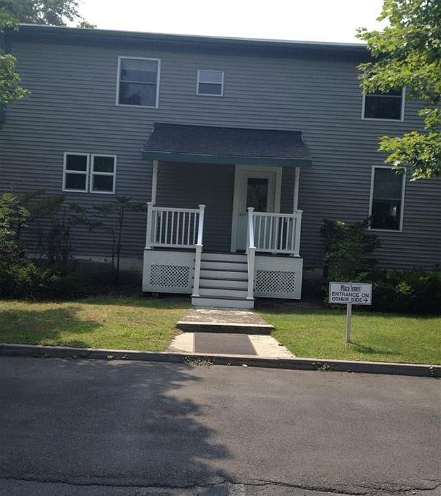 1st image of 3 School St