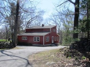 90 Lovett Rd, Oxford, MA 01540