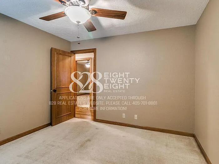 3723 Barwick Ct — Photo 63