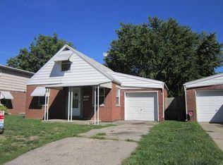 704 N Maple Ave, Fairborn, OH