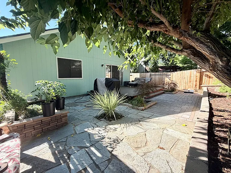 2751 Azuza Way — Photo 12