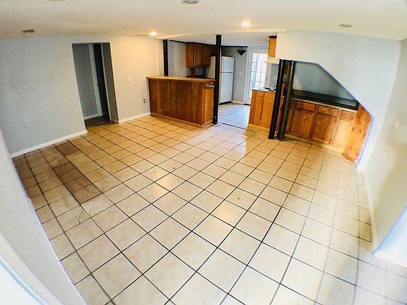 5th image of 3809 Cherrywood Rd