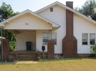811 W Kansas Ave, Chickasha, OK 73018