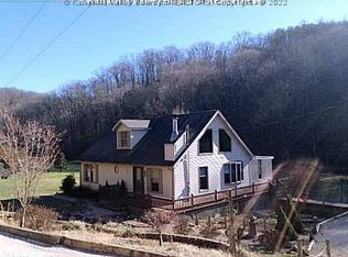 3081 McComas Branch Rd, Milton, WV 25541