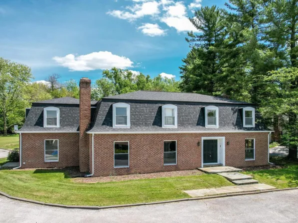 919 Winchester Dr, Westminster, MD 21157