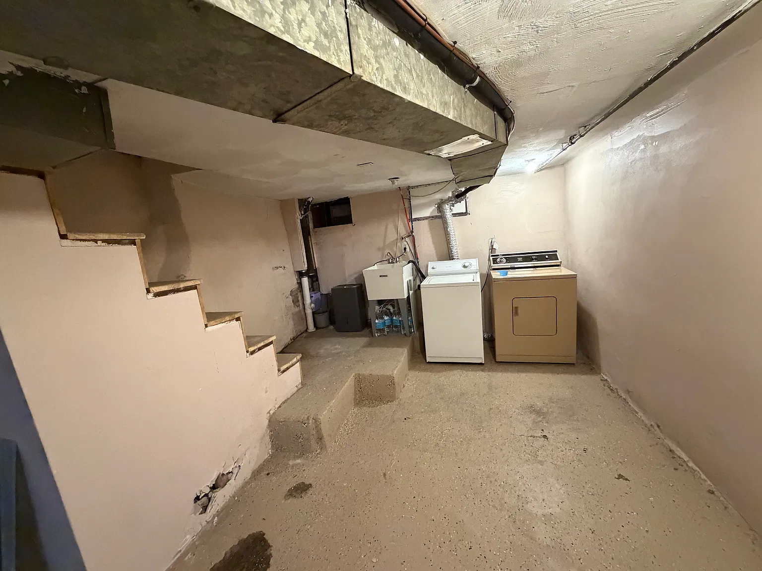 2 bed, 896 sqft, $2,200 — Photo 4