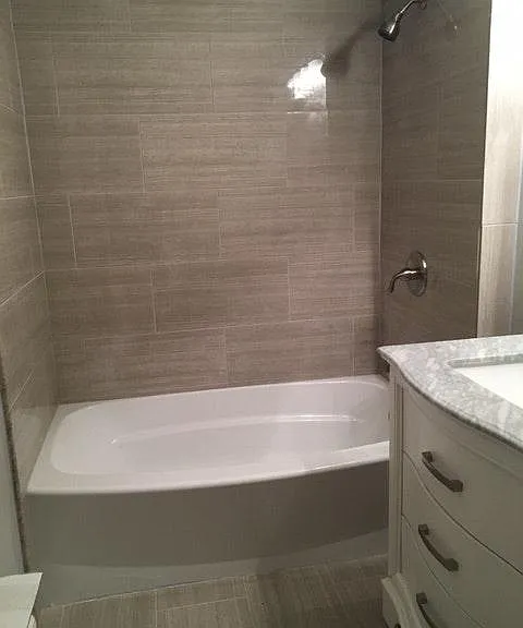 Ceramic tiled bath