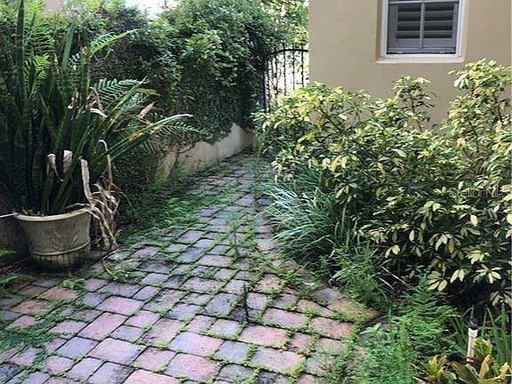 5th image of 2417 Victoria Gardens Ln