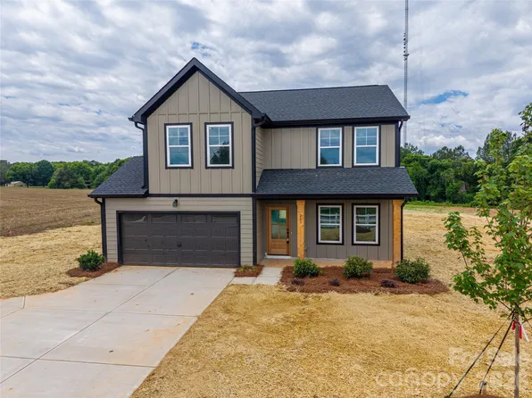 263 Bob Friday Rd, Dallas, NC 28034