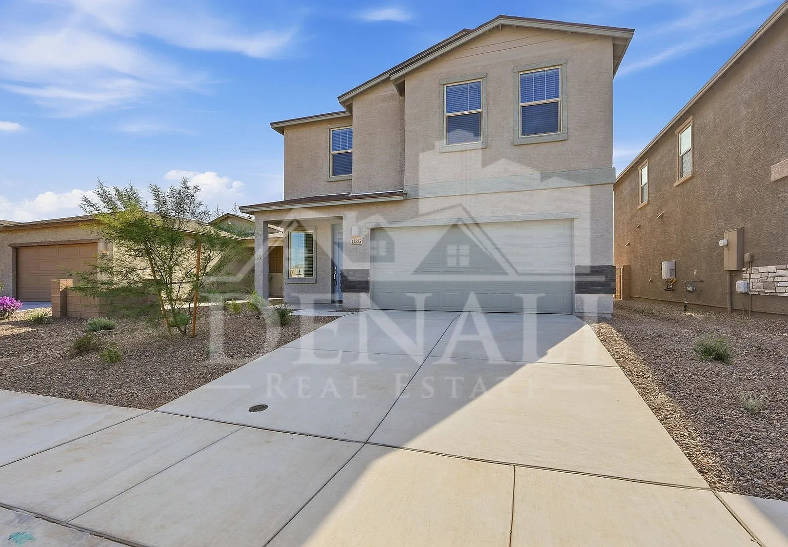 5 bed, 2.5 bath, 2114 sqft, $2,795 — Photo 2