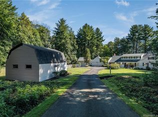 24 Cambridge Xing, Avon, CT 06001