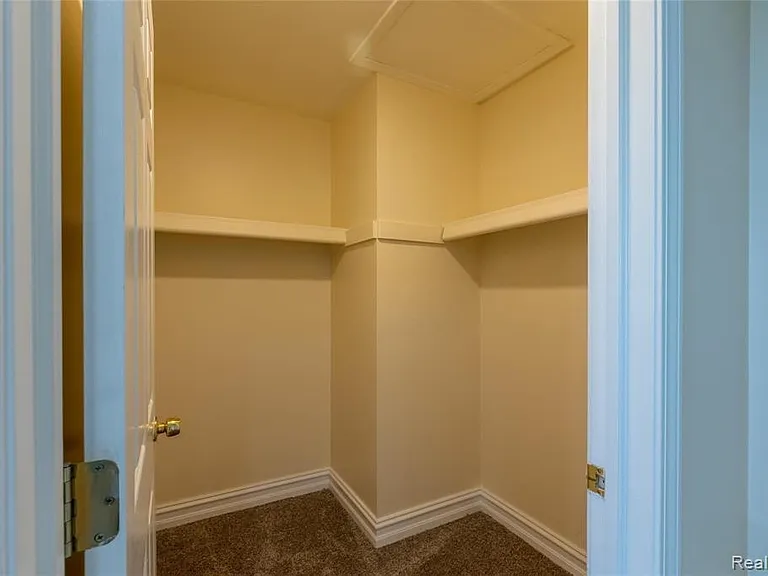 1035 Maya Ct — Photo 3