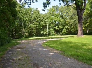 170 Chicago Rd, Oswego, IL 60543