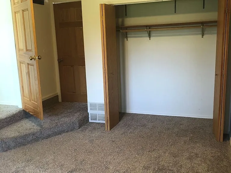2824 Country Ln — Photo 13