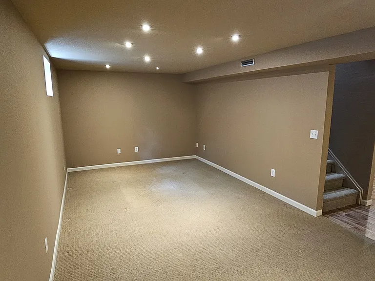 928 N Taft Hill Rd — Photo 1