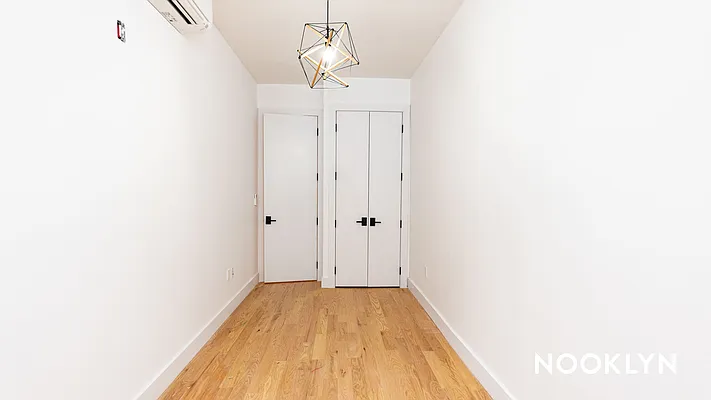Rented by Nooklyn NYC LLC | media 23