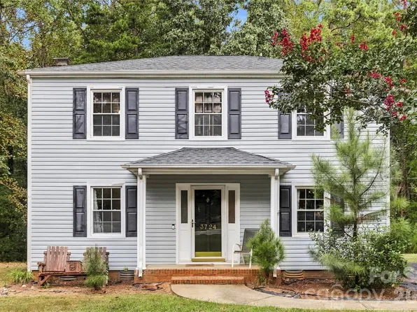 3724 Beulah Church Rd, Matthews, NC 28104
