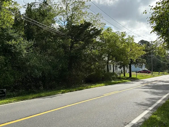 50 Gunning River Rd, Barnegat, NJ 08005