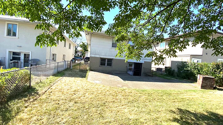 Sold by Korr Realty | media 58