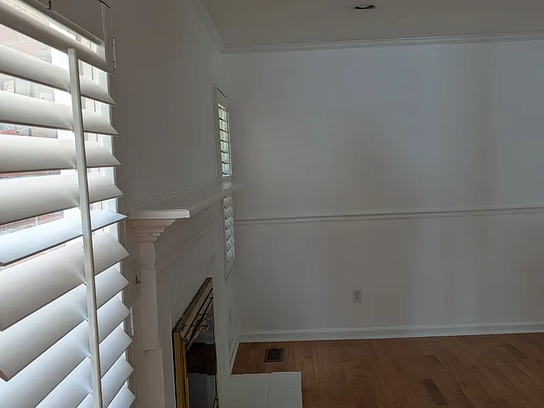 959 Foxborough Rd — Photo 8