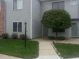 87 Rosebud Ln, Mount Clemens, MI
