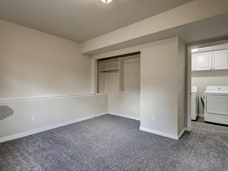 4318 Moonbeam Dr — Photo 35