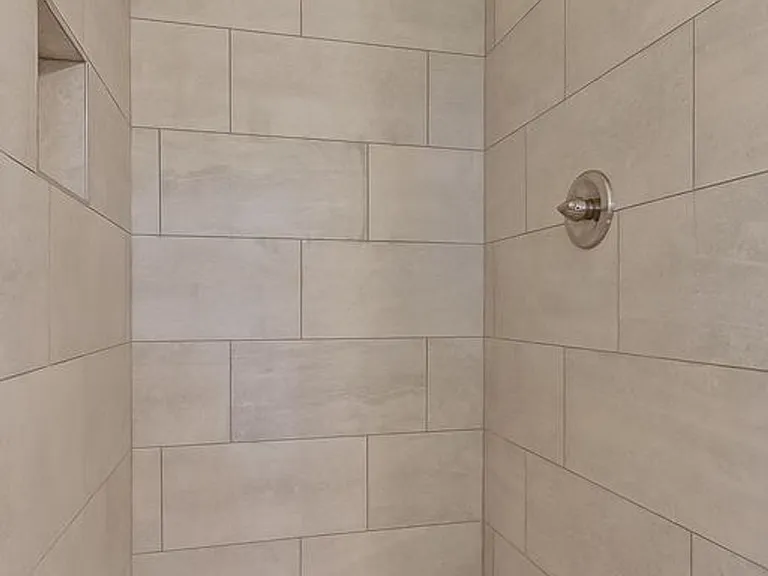 4215 Smith St — Photo 15