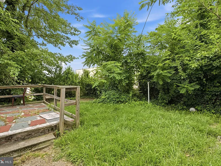 820 Greenhill Rd — Photo 30
