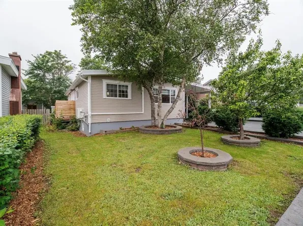 11 Carty Place, St Johns, NL A1A1M6
