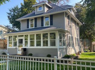 918 15th Ave N, South Saint Paul, MN 55075