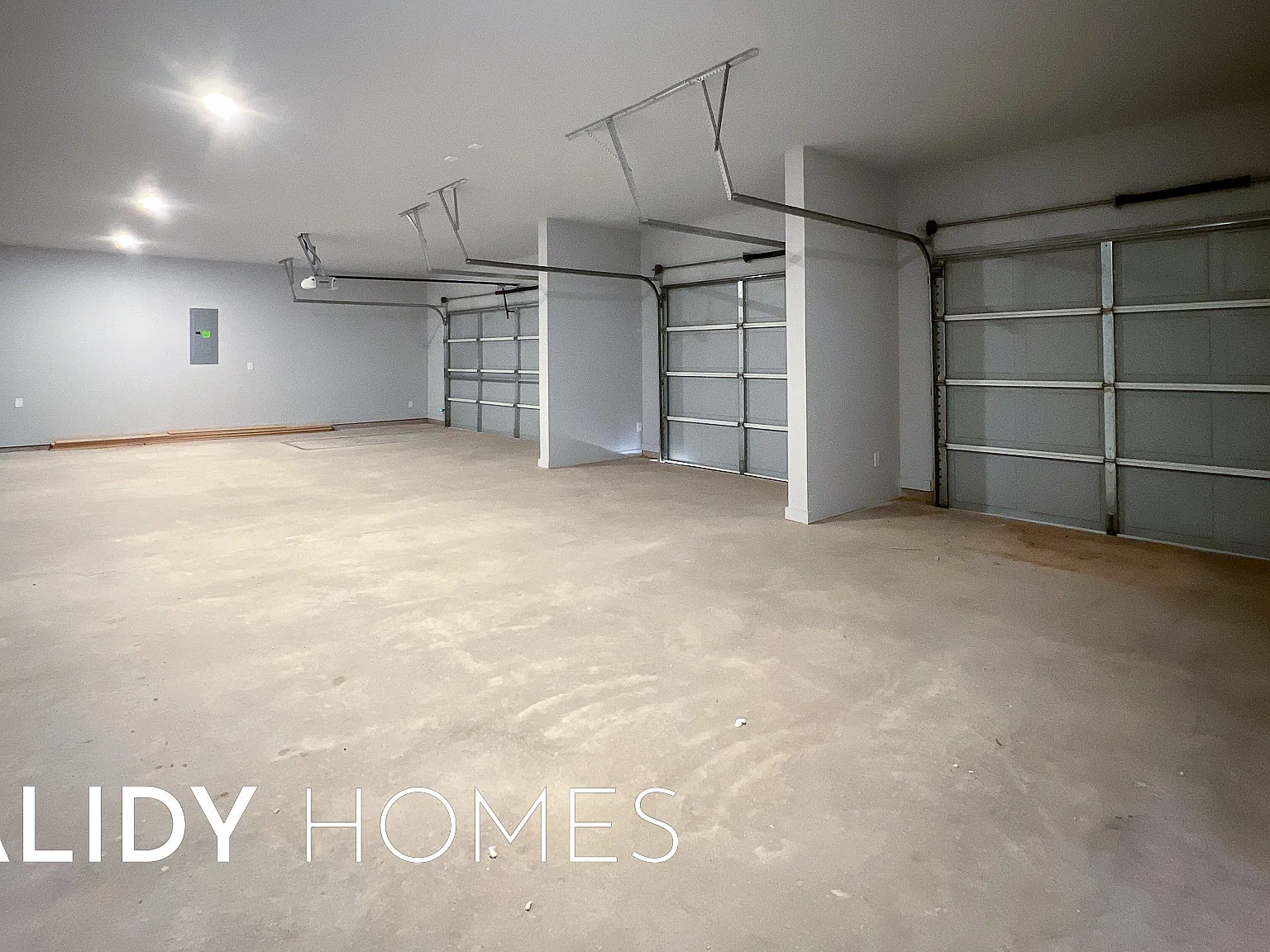 1660 Salma Road - 1 — Photo 3