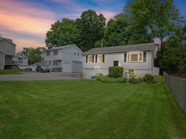 10 Arbor Drive, Norwalk, CT 06854
