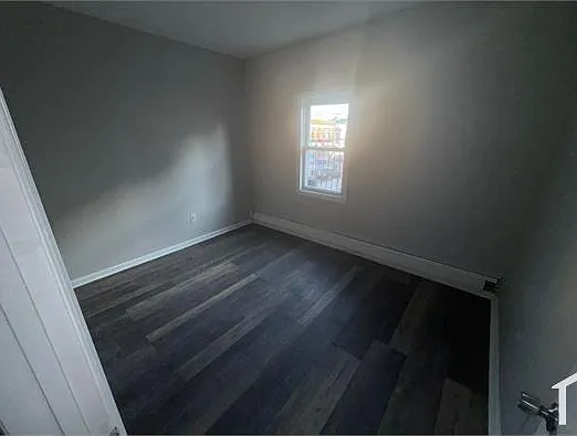 311 Bond St #2R — Photo 2