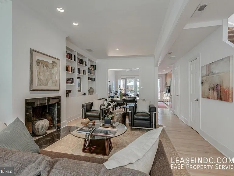 2503 I St NW — Photo 3