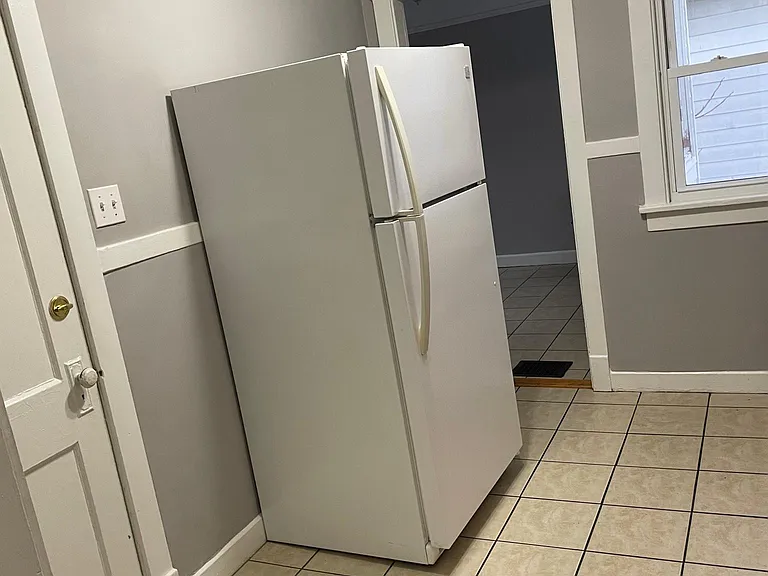 other side of Kitchen