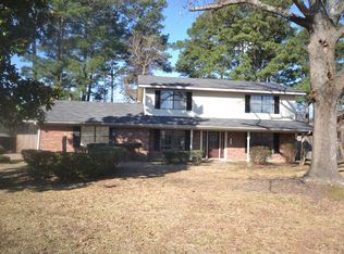 1403 Marcella St, Magnolia, AR 71753