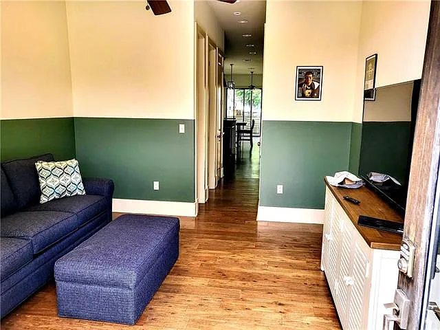 4621 Chestnut St — Photo 5