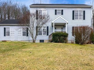 78 S Quaker Hill Rd, Patterson, NY 12563