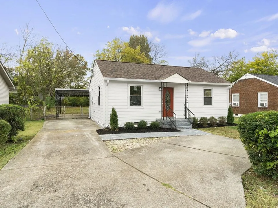 2713 Vance Ave
