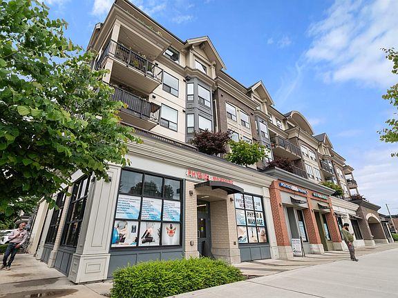 3rd image of 2493 Montrose Ave #425