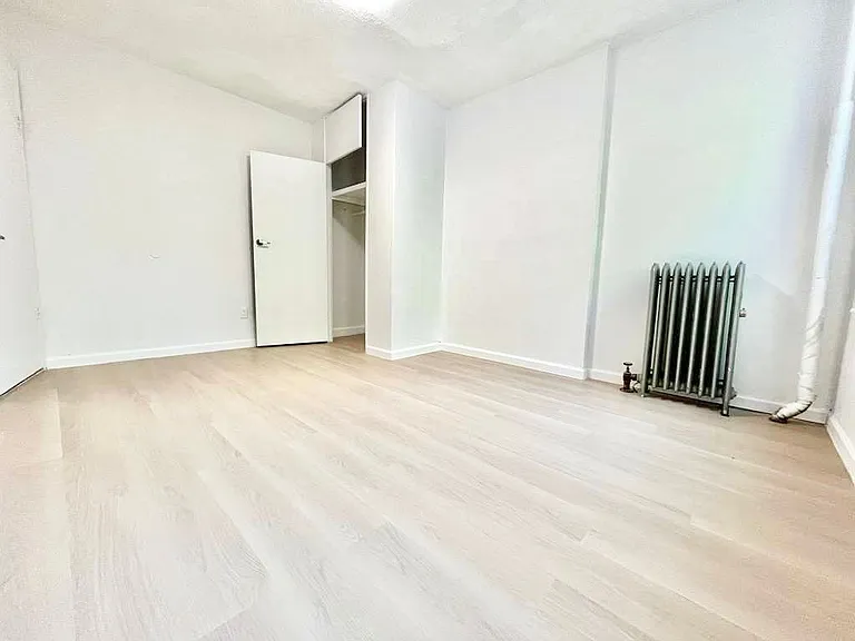 1217 Lincoln Pl #1 — Photo 6