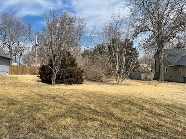 190th St, Warrensburg, MO 64093