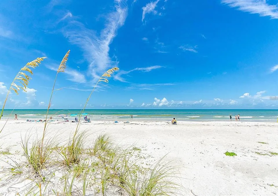 851 Bayway Blvd #103
