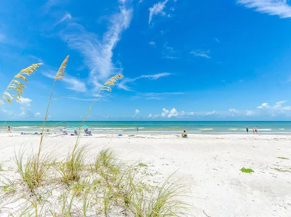 851 Bayway Blvd APT 103, Clearwater, FL 33767