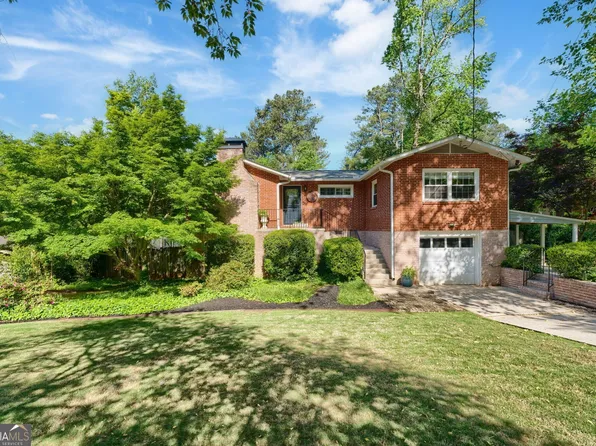 3848 Carlton Dr, Atlanta, GA 30341