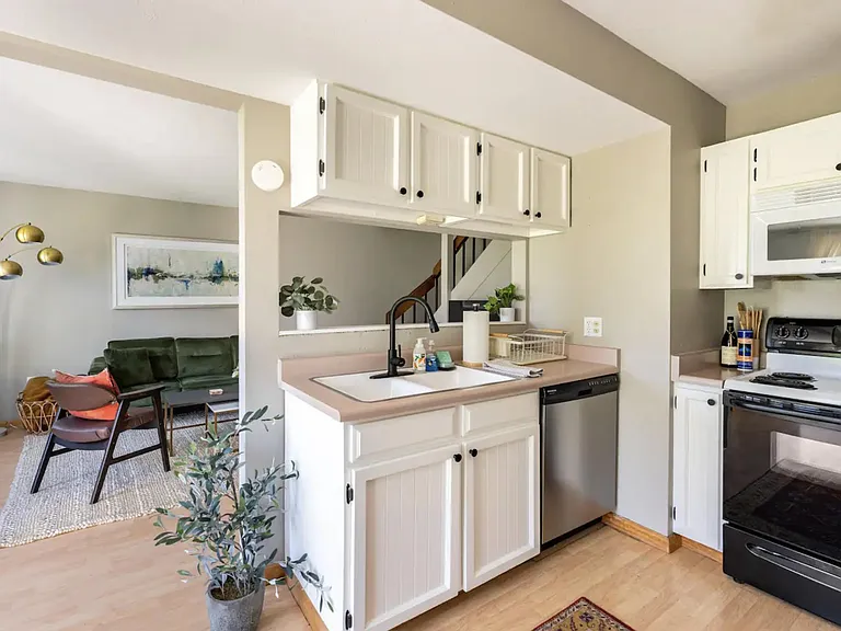 3750 Iris Ave #C — Photo 6